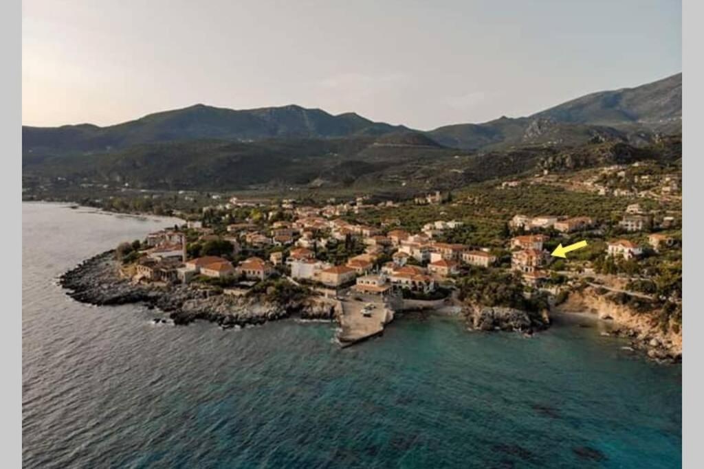 Sea And Sun Apartments 303 Ιδιωτικό Διαμέρισμα Kardhamili Eksteriør billede