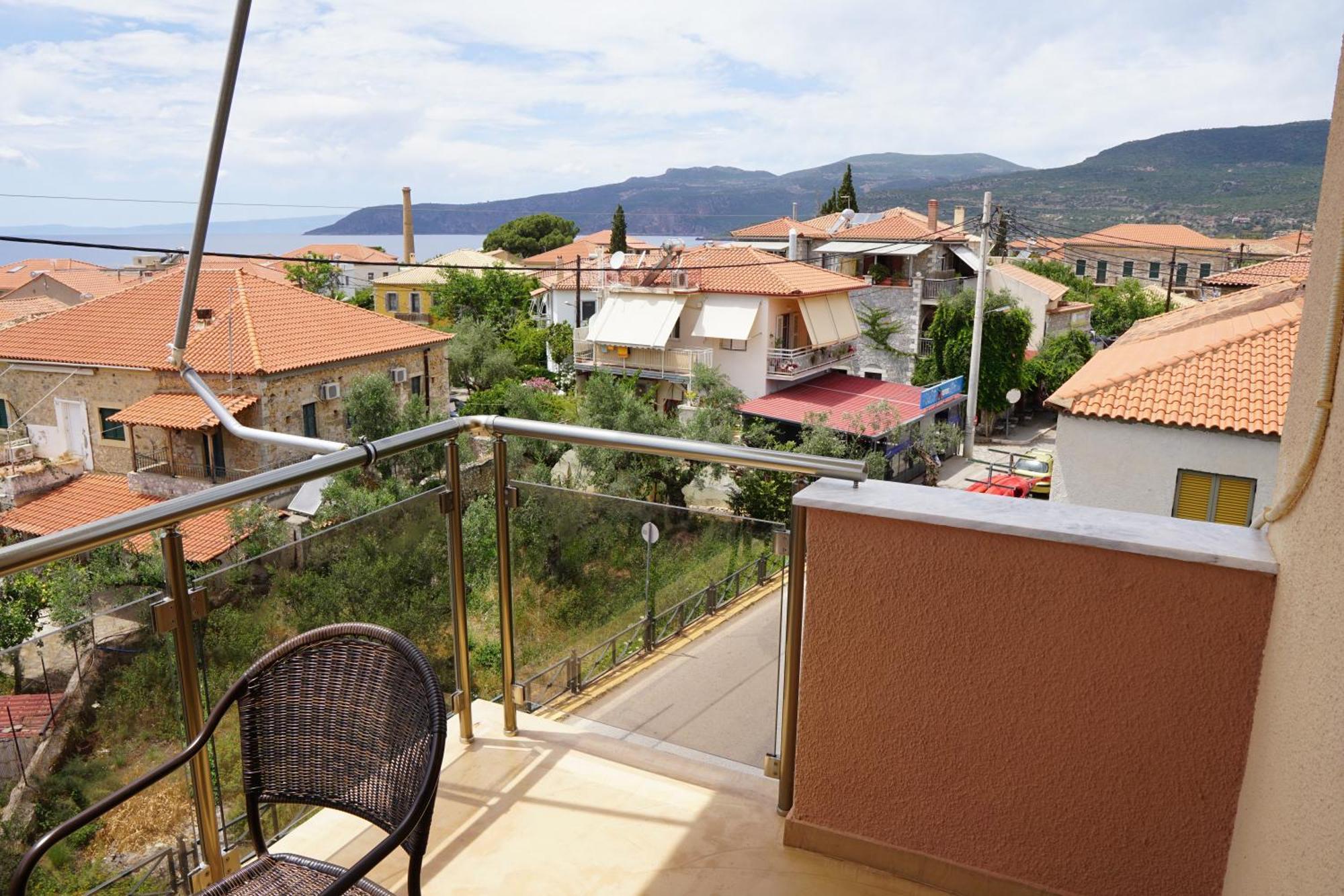 Sea And Sun Apartments 303 Ιδιωτικό Διαμέρισμα Kardhamili Eksteriør billede