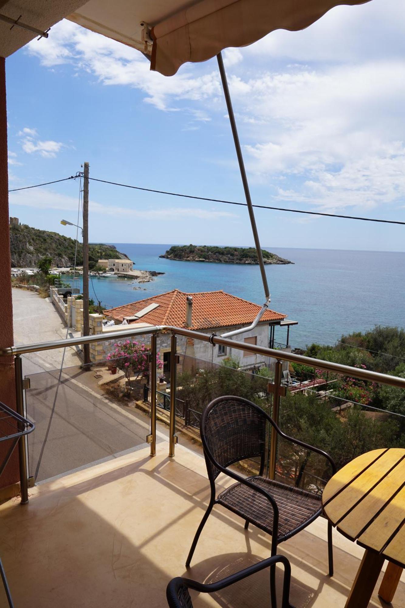 Sea And Sun Apartments 303 Ιδιωτικό Διαμέρισμα Kardhamili Eksteriør billede