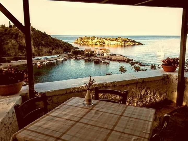 Sea And Sun Apartments 303 Ιδιωτικό Διαμέρισμα Kardhamili Eksteriør billede